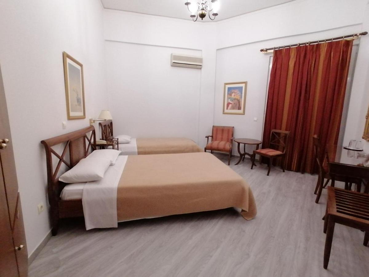 Hotel Galaxias أغرينيو المظهر الخارجي الصورة