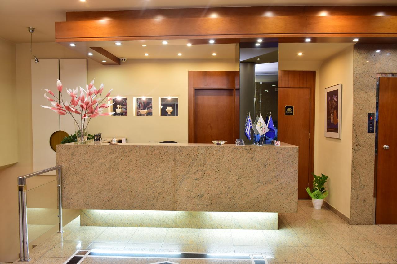 Hotel Galaxias أغرينيو المظهر الخارجي الصورة